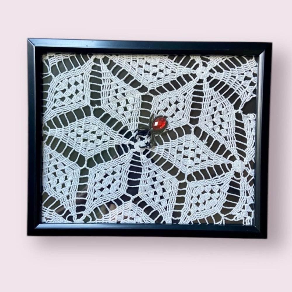 Vintage Doily Spiderweb Picture Frame